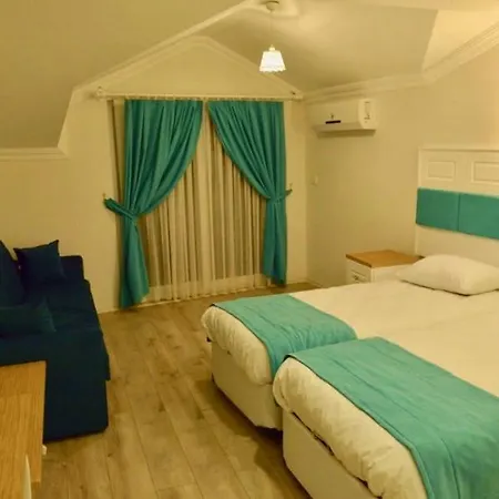 Lotus Homestay *
